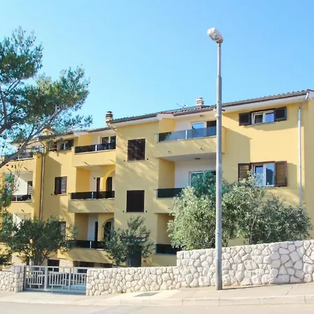 Tolles In Mit Eigenem Balkon Baska (Krk)